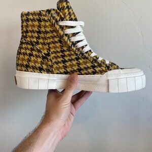 Good News Houndstooth Mens sz 11 Shoes